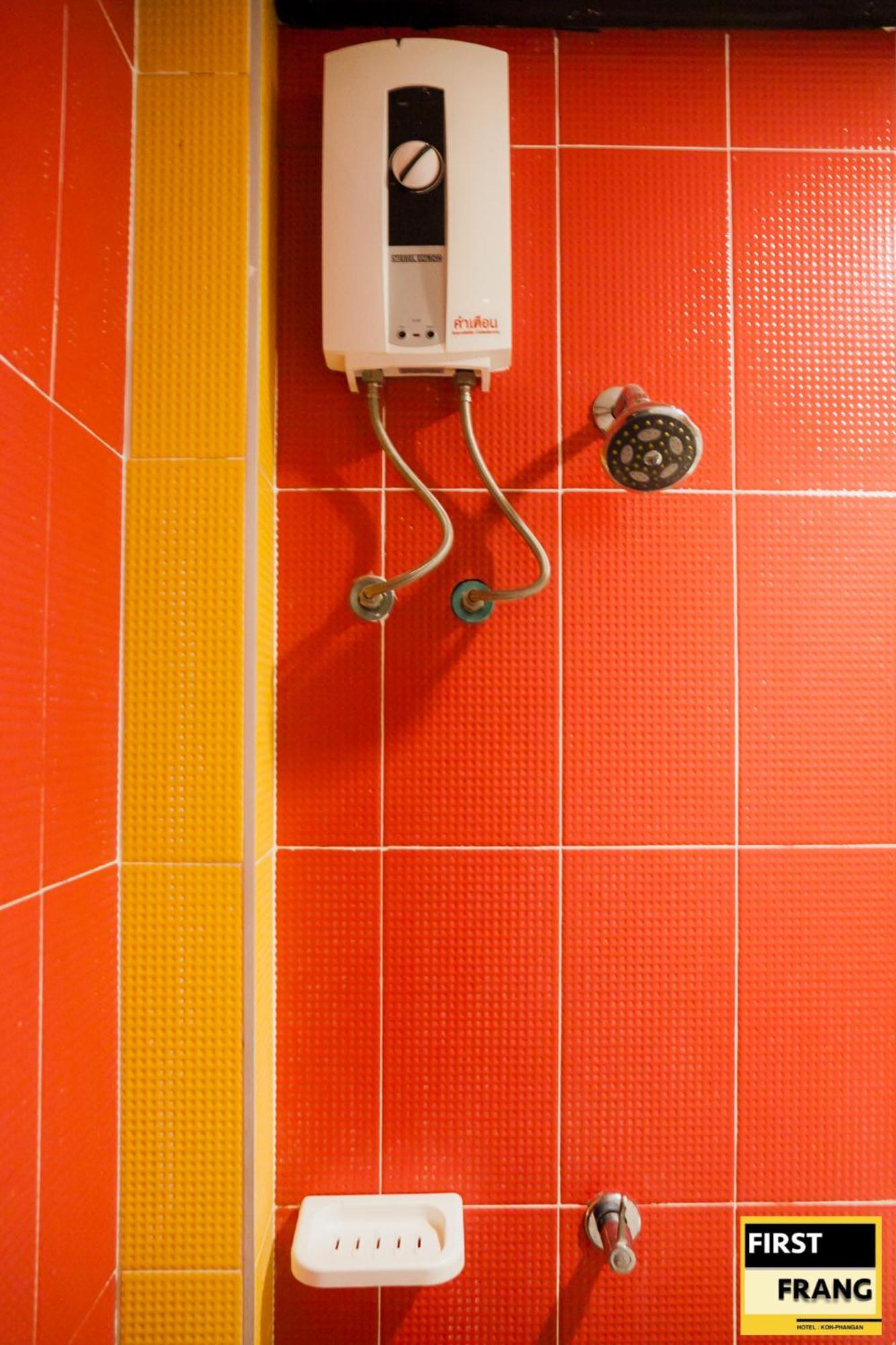 First And Frang Hotel - Koh Phangan Thongsala Exterior photo